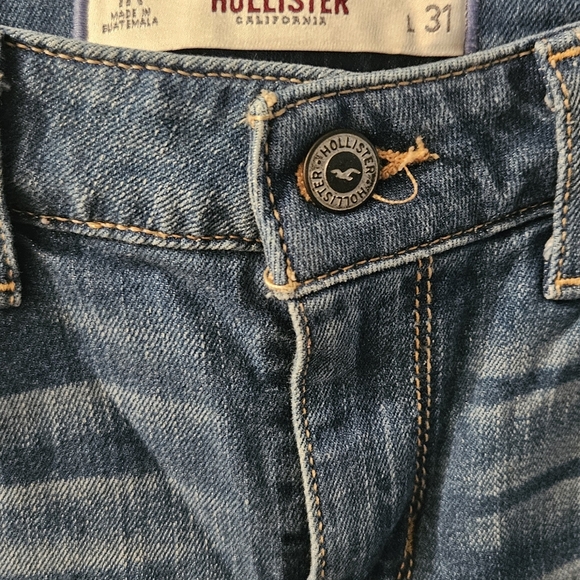 Hollister Skinny Jeans - Picture 3 of 6